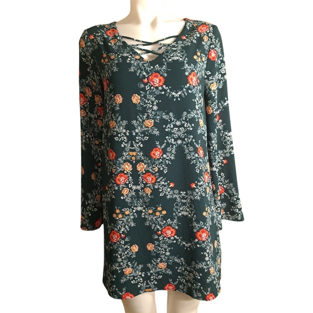 Xhilaration Women's Tunic/Blouse S‎ Green Floral Criss Cross V-Neck Long Sleeves